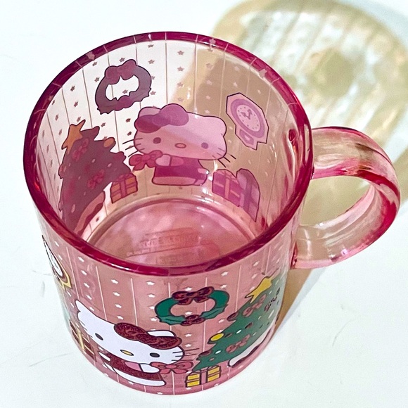 🎄🎀Hello Kitty Christmas Mug - Picture 4 of 4